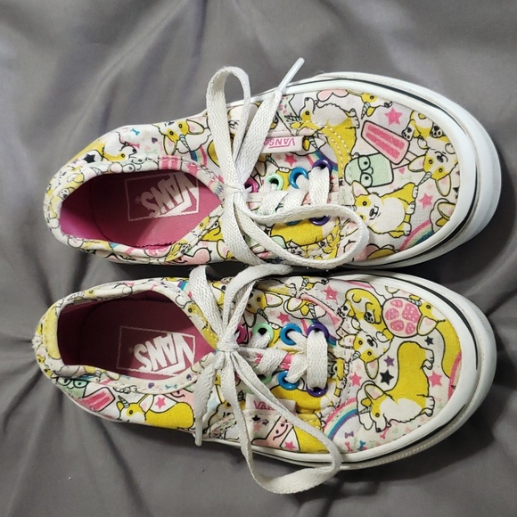 Girls Corgi VANS - Picture 1 of 2